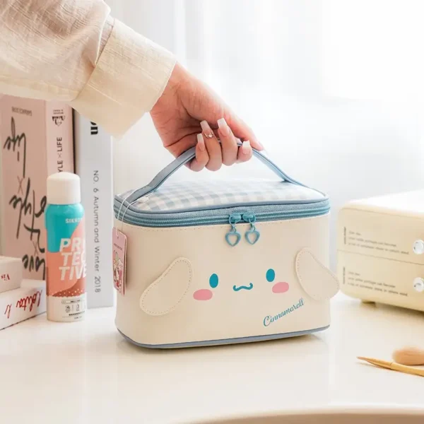 クロミのPUレザー化粧ポーチ